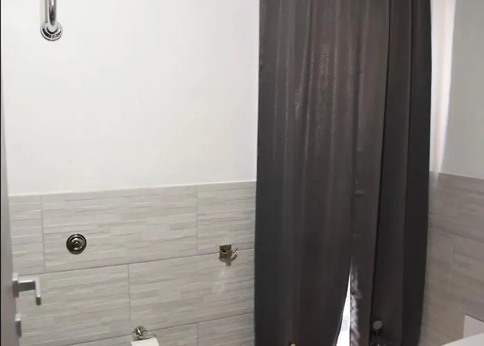 Domus Efisia 2 公寓